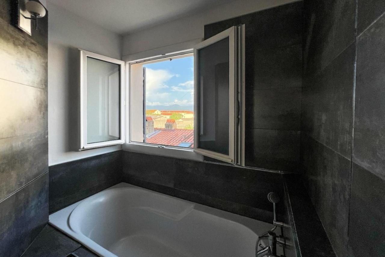 Grand Apt Au Coeur D'Ajaccio - Ac & 5Min Plage Apartment ภายนอก รูปภาพ